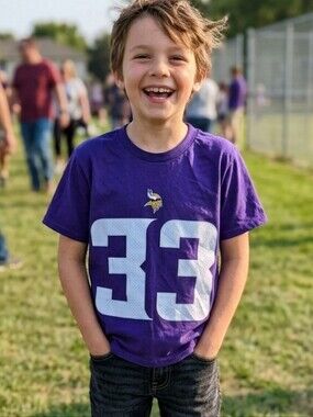 Vikings Short Sleeve Tee with White '33'